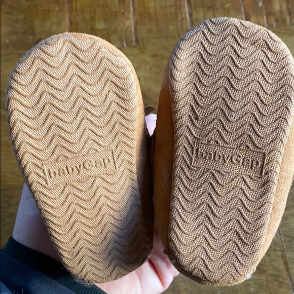 Baby Gap Boys Moccasin 3-6 mo - Picture 2 of 2